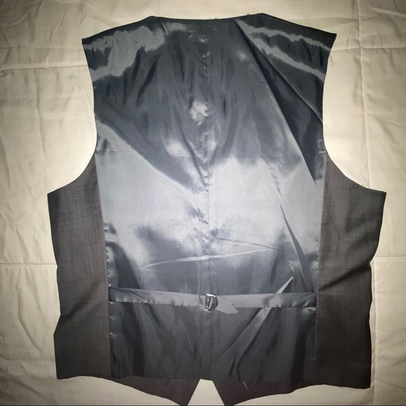 Express Suit Vest - Picture 6 of 8
